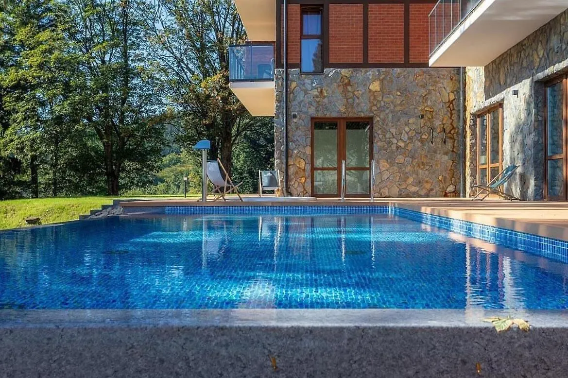 Apartament N&B contacts